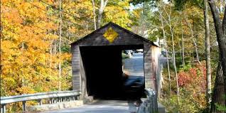 Covered bridge in the Fall