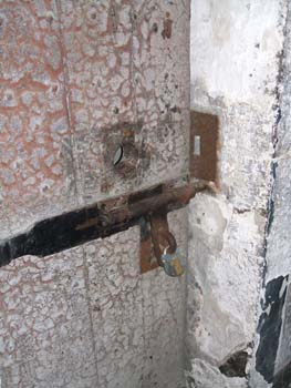 408-kilmainham-gaol-lock