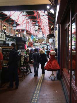 428-St-george-street-market-arcade