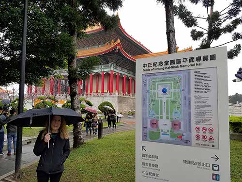 Liberty Square... this included the National Theater, National Concert Hall, Freedom Park, and Chang Kai-shek memorial. We saw the changing of the guard, and wandered the gardens, by the lily ponds, waterfall, bridges, and koi.